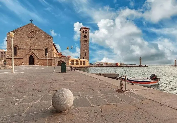 Golden 2 Апартаменты Ялиссос